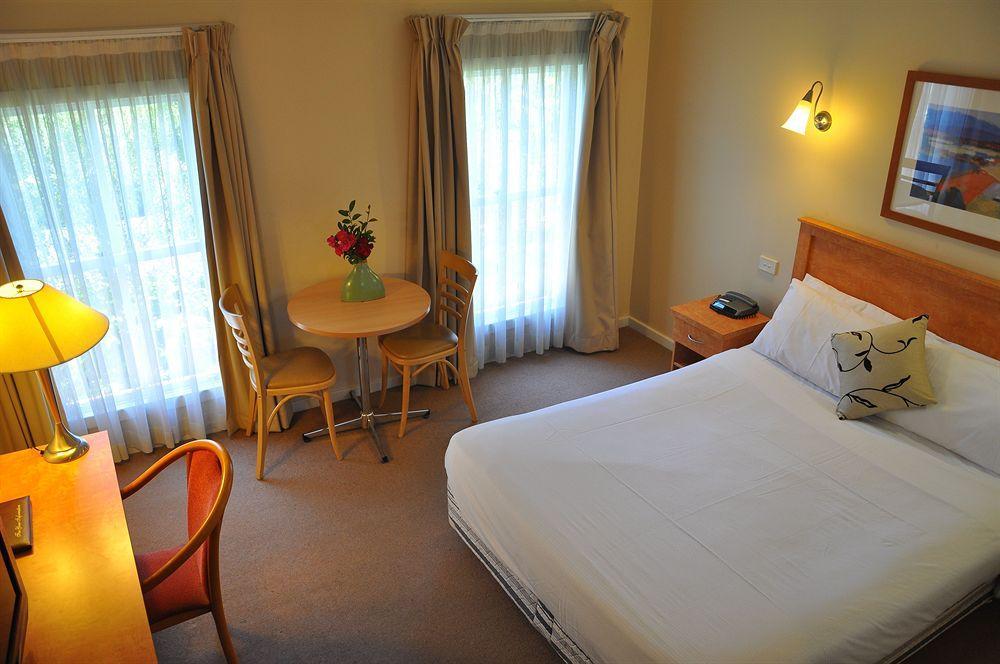 Glen Inn Glen Waverley Esterno foto