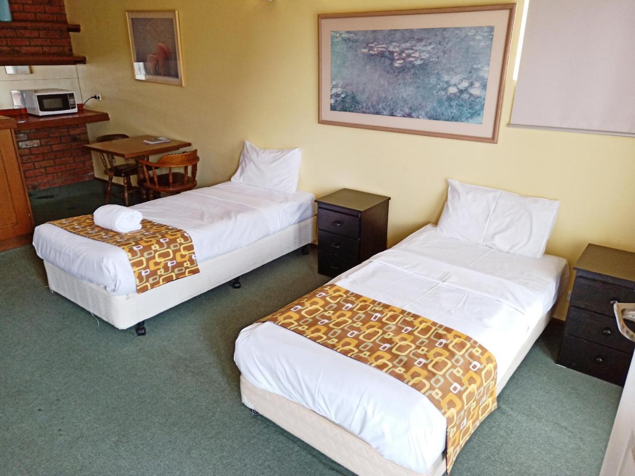 Glen Inn Glen Waverley Esterno foto