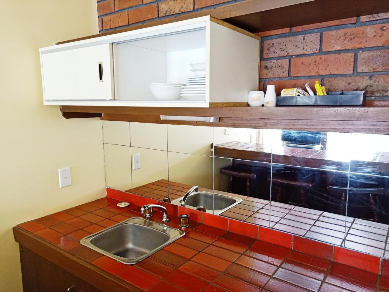 Glen Inn Glen Waverley Esterno foto